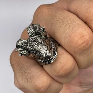 Ram head stainless steel ring sz 10